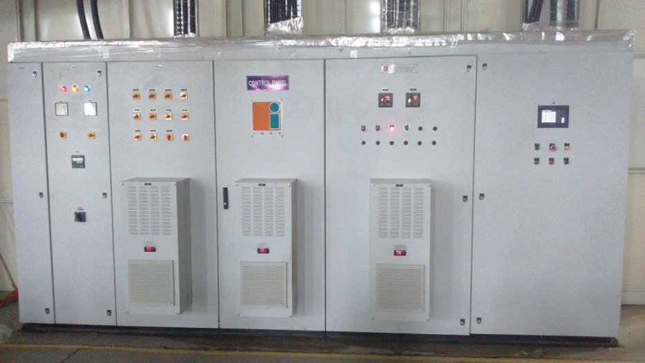 Three-cabinet MCC panel with meters